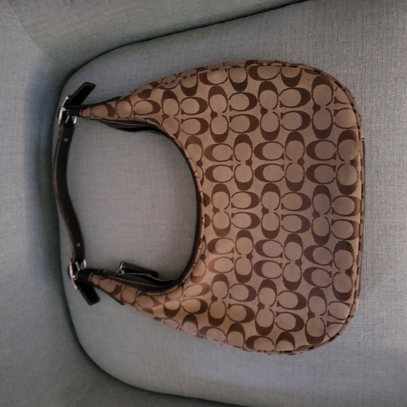 Coach Bag - Picture 2 of 3